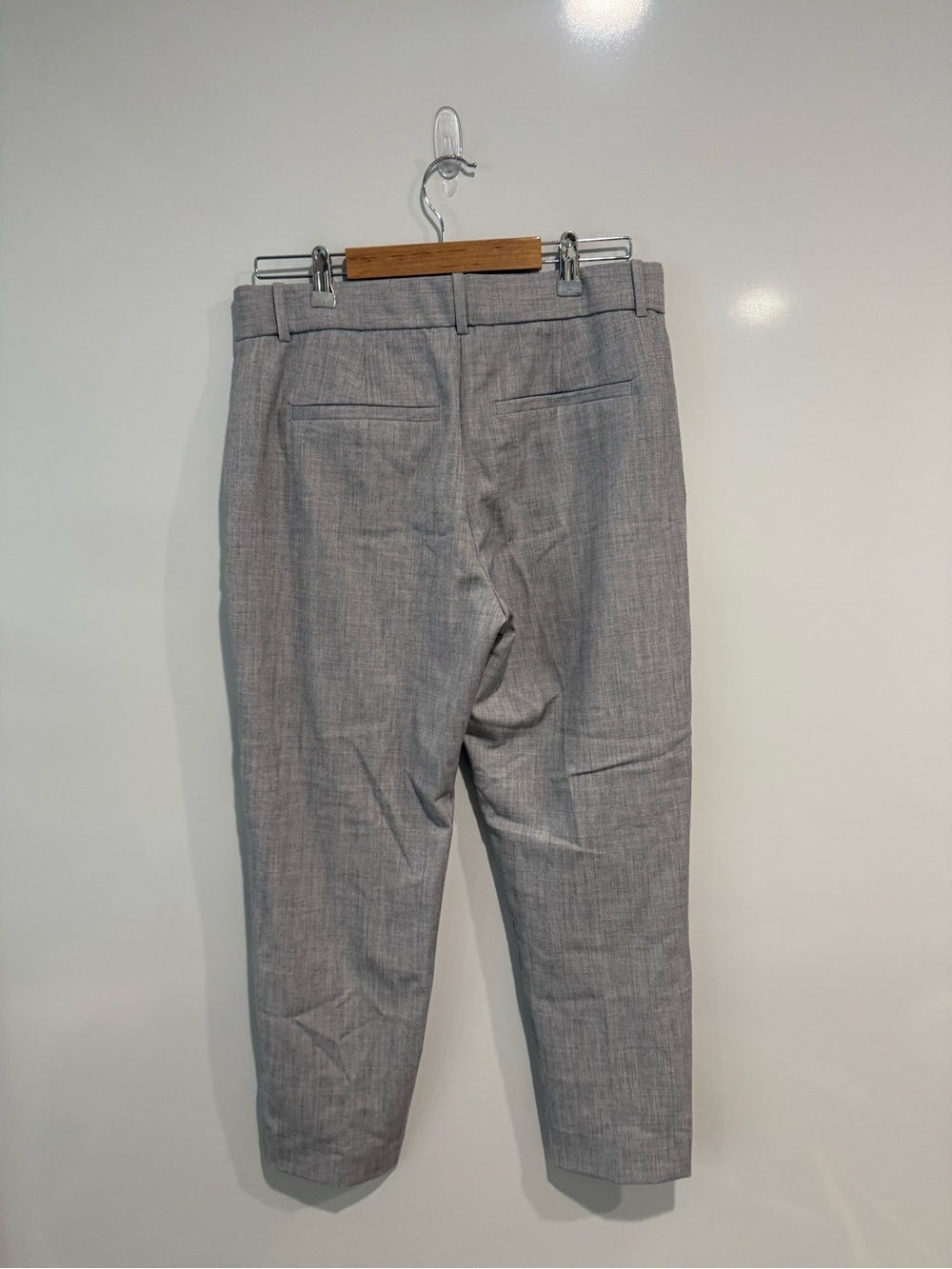 Abercrombie & Fitch Tailored Grey Tapered Pants - Picture 5 of 7